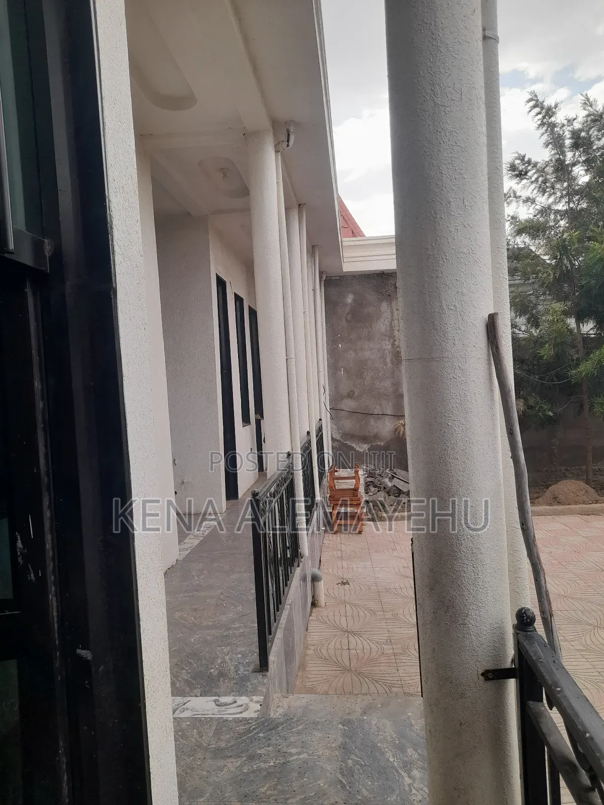 3bdrm House in Adama for sale