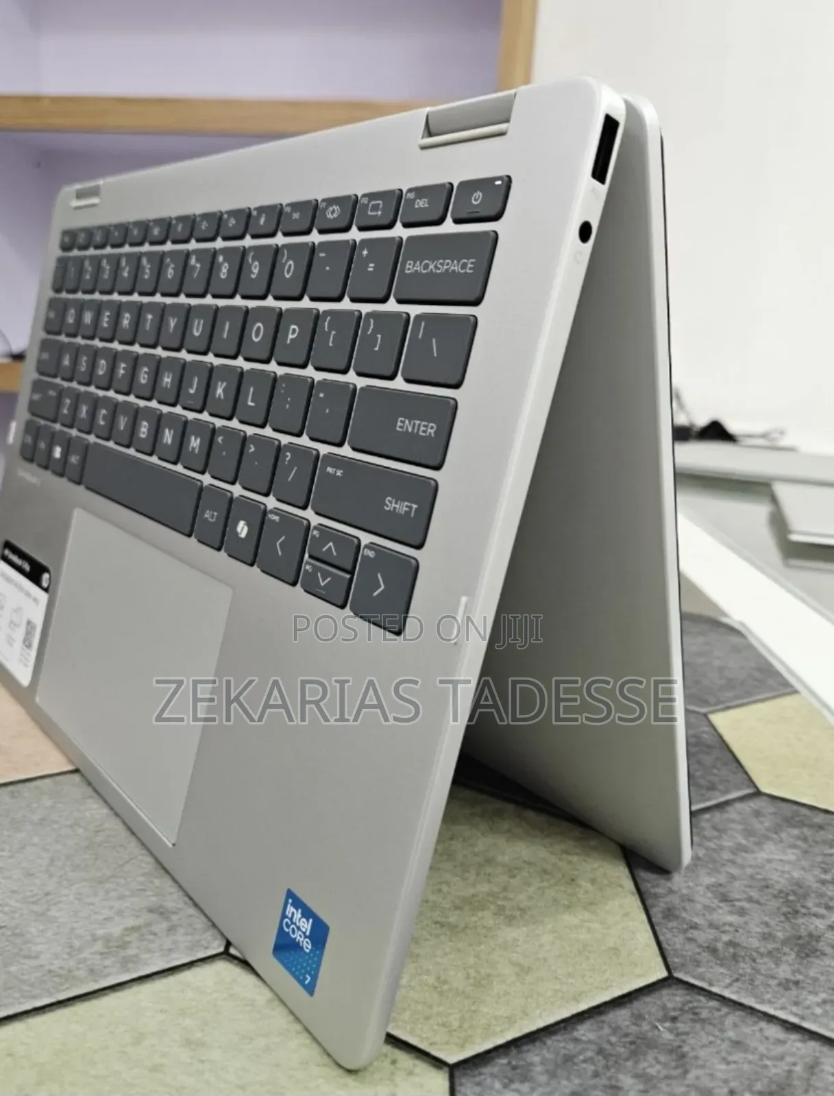 New Laptop HP 16GB Intel Core Ultra 7 SSD 512GB