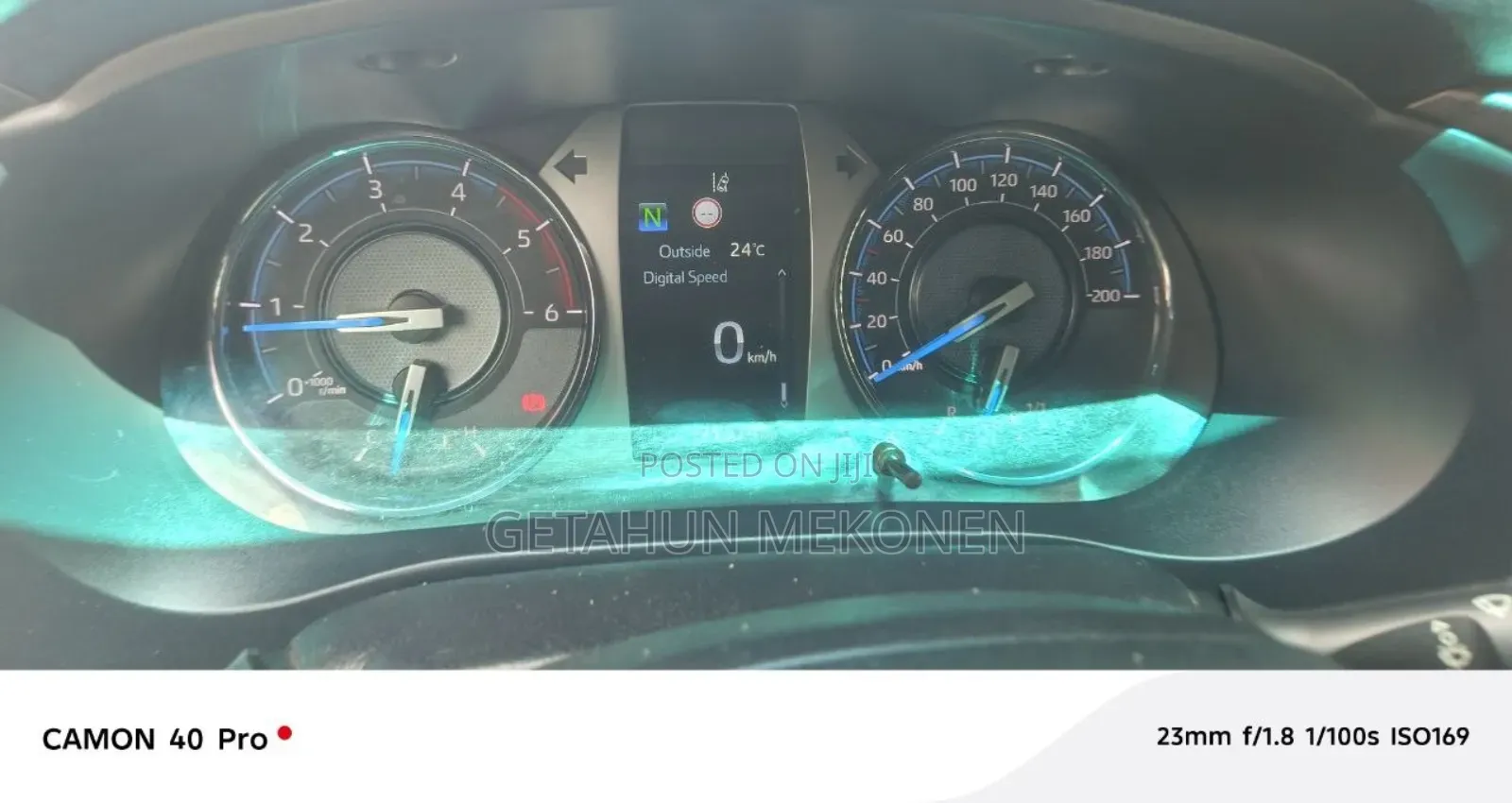 Toyota Hilux 2021 Silver