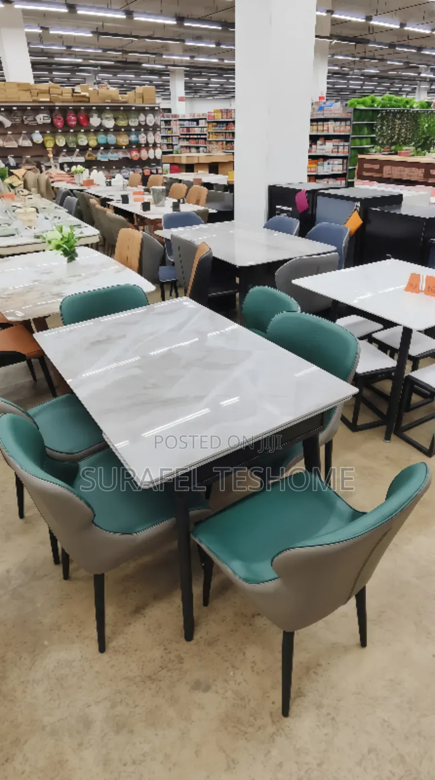 ዘመናዊ ዳይኒንግ ቴብሎች – Epoxy-Made Dining Tables