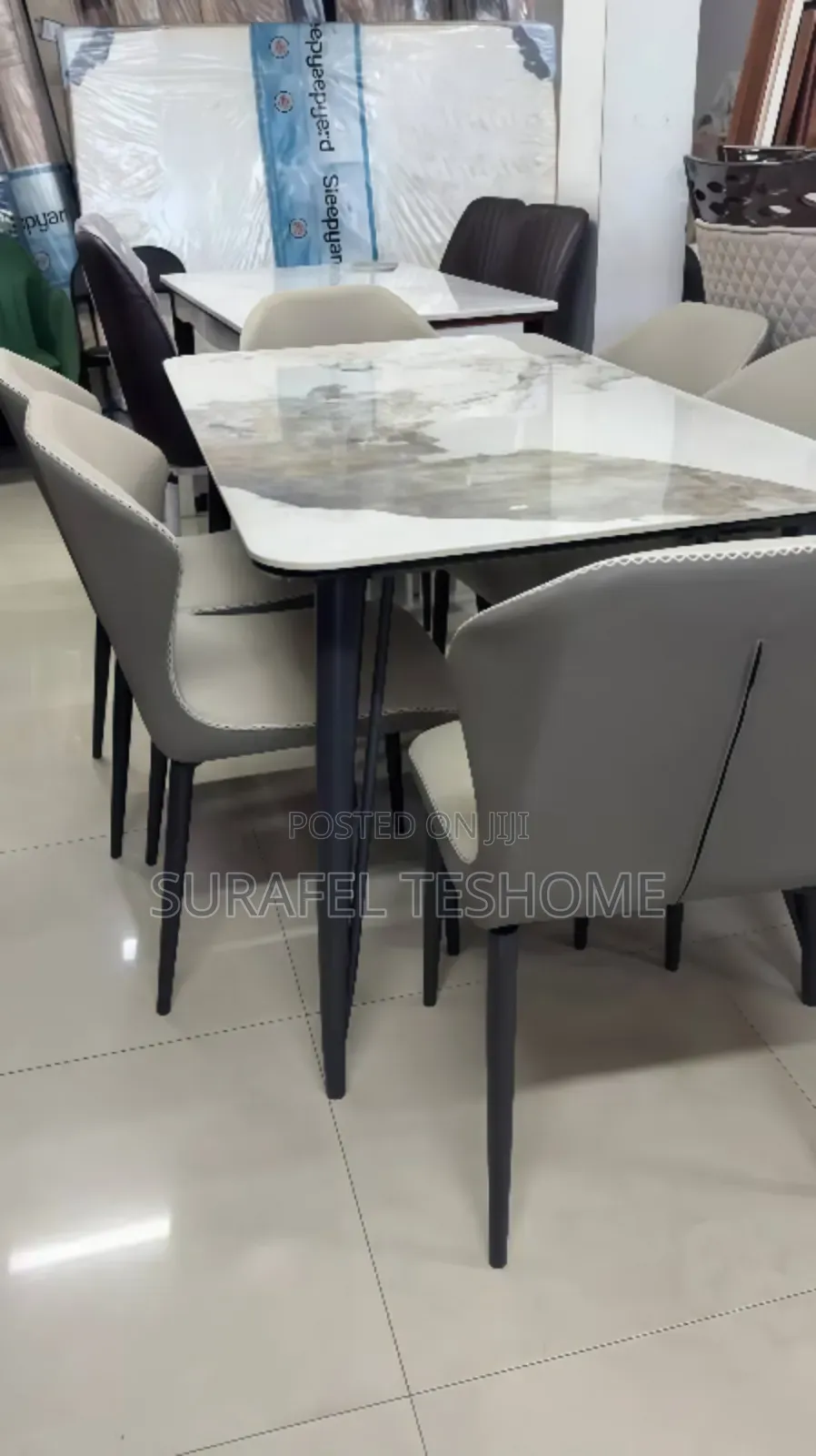 ዘመናዊ ዳይኒንግ ቴብሎች – Epoxy-Made Dining Tables
