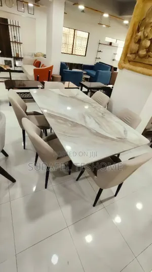 ዘመናዊ ዳይኒንግ ቴብሎች – Epoxy-Made Dining Tables