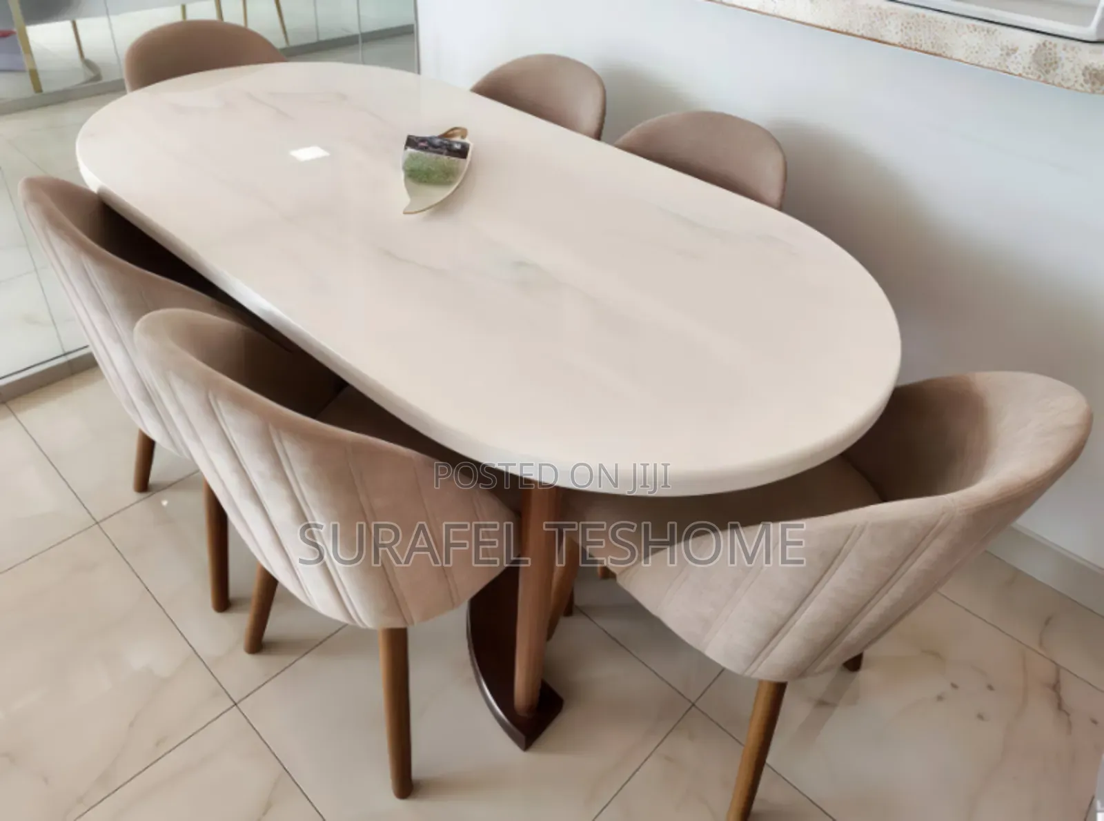 ዘመናዊ ዳይኒንግ ቴብሎች – Epoxy-Made Dining Tables