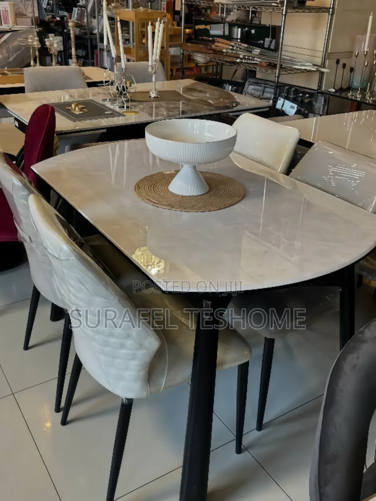 ዘመናዊ ዳይኒንግ ቴብሎች – Epoxy-Made Dining Tables