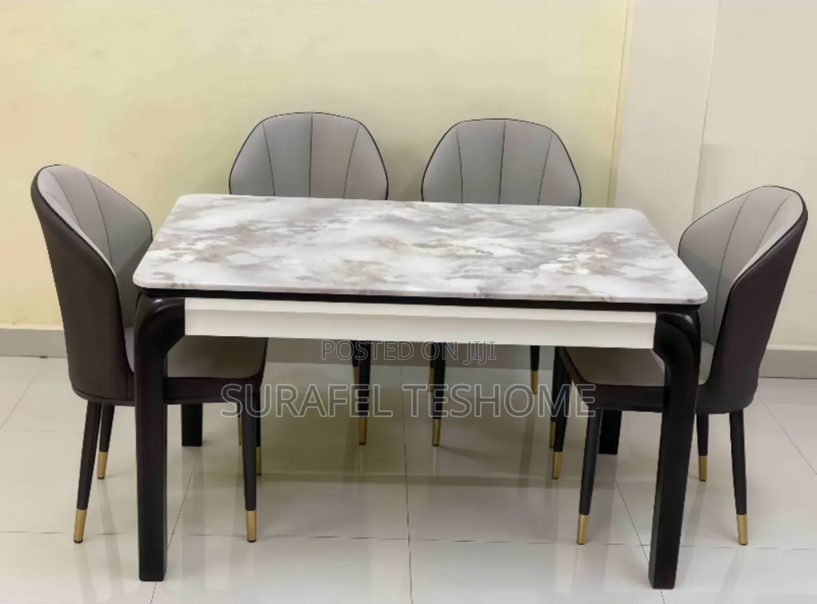 ዘመናዊ ዳይኒንግ ቴብሎች – Epoxy-Made Dining Tables