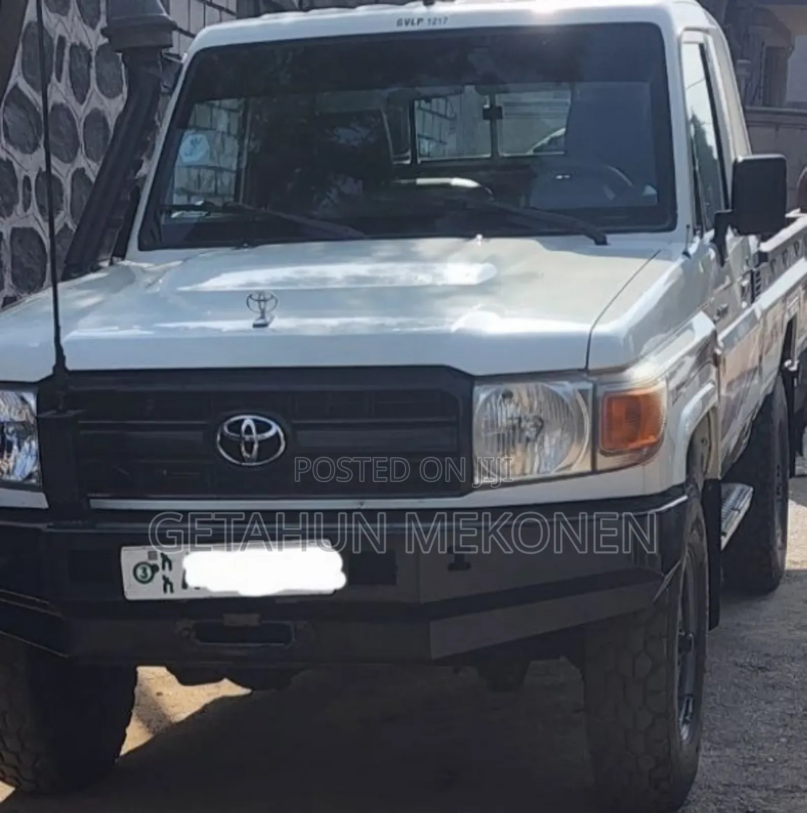 Toyota Land Cruiser 2012 White