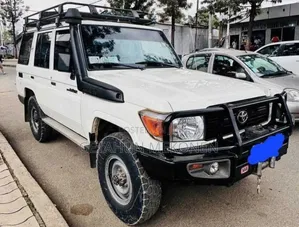Toyota Land Cruiser 2020 White
