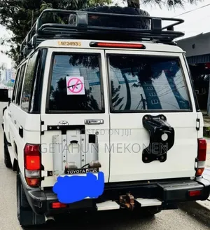 Toyota Land Cruiser 2020 White