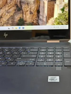 New Laptop HP Spectre 16GB Intel Core I7 SSD 512GB
