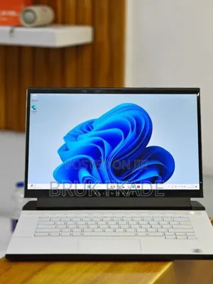 New Laptop HP Victus 15 16GB Intel Core I7 SSD 512GB