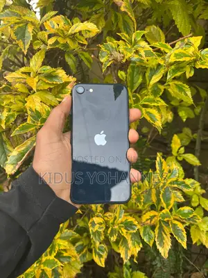 Apple iPhone SE (2022) 64 GB Blue