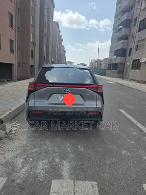 Toyota bZ4X 71.4 kWh AWD 2023 Gray