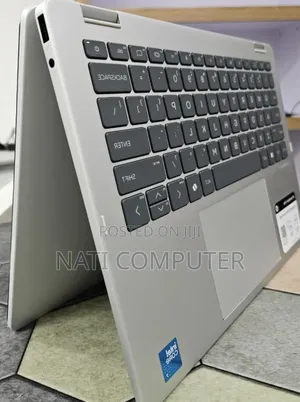 New Laptop HP OmniBook 5 14" 16GB Intel Core 7 SSD 512GB