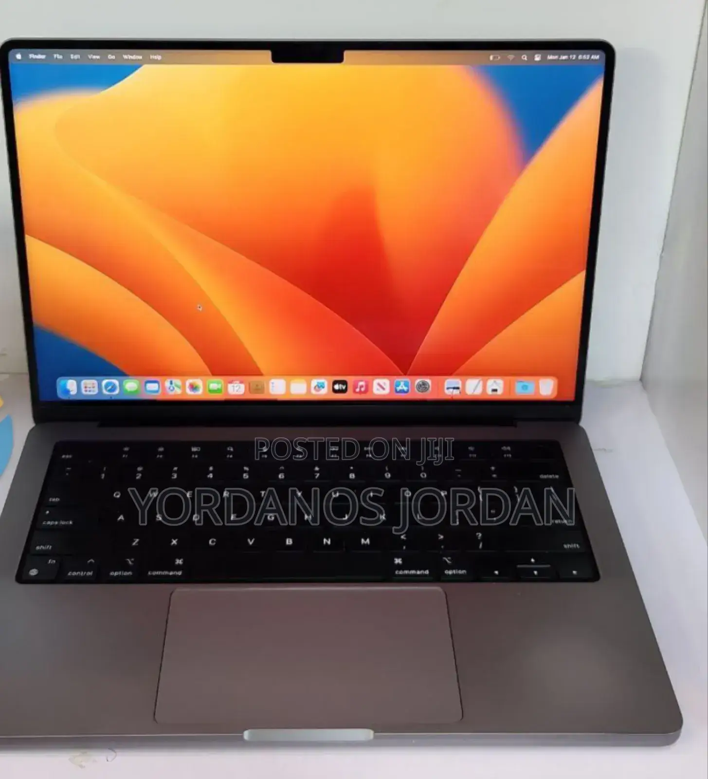 New Laptop Apple MacBook Pro M1 16GB Apple M1 Pro SSD 512GB