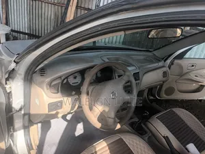 Nissan Sunny 2011 Silver