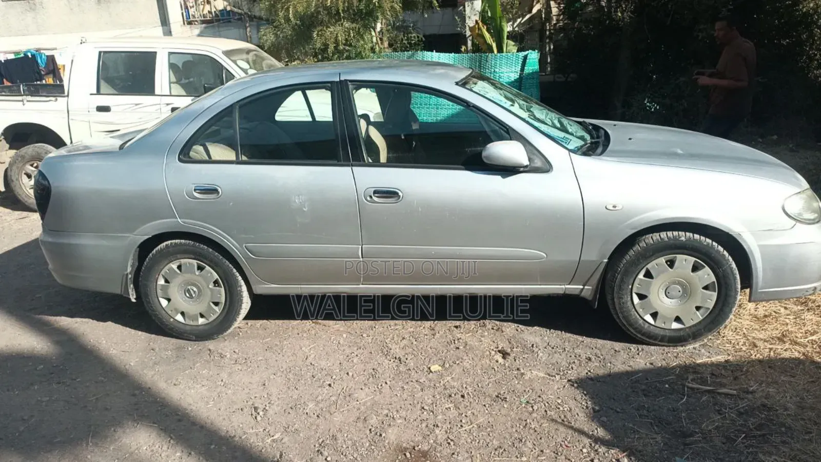 Nissan Sunny 2011 Silver