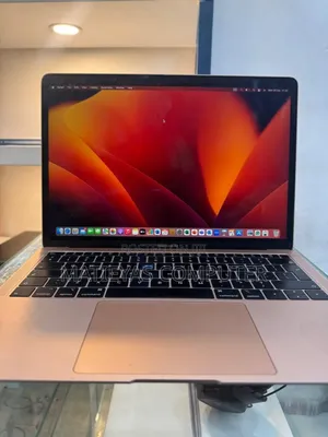 New Laptop Apple MacBook Pro 2019 8GB Intel Core i5 SSD 256GB