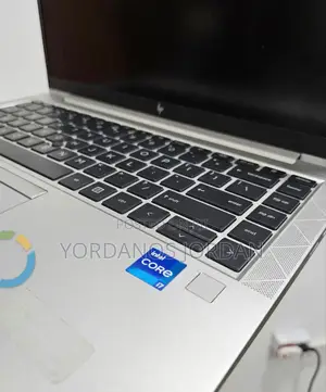 New Laptop HP EliteBook 840 G8 16GB Intel Core I7 SSD 512GB
