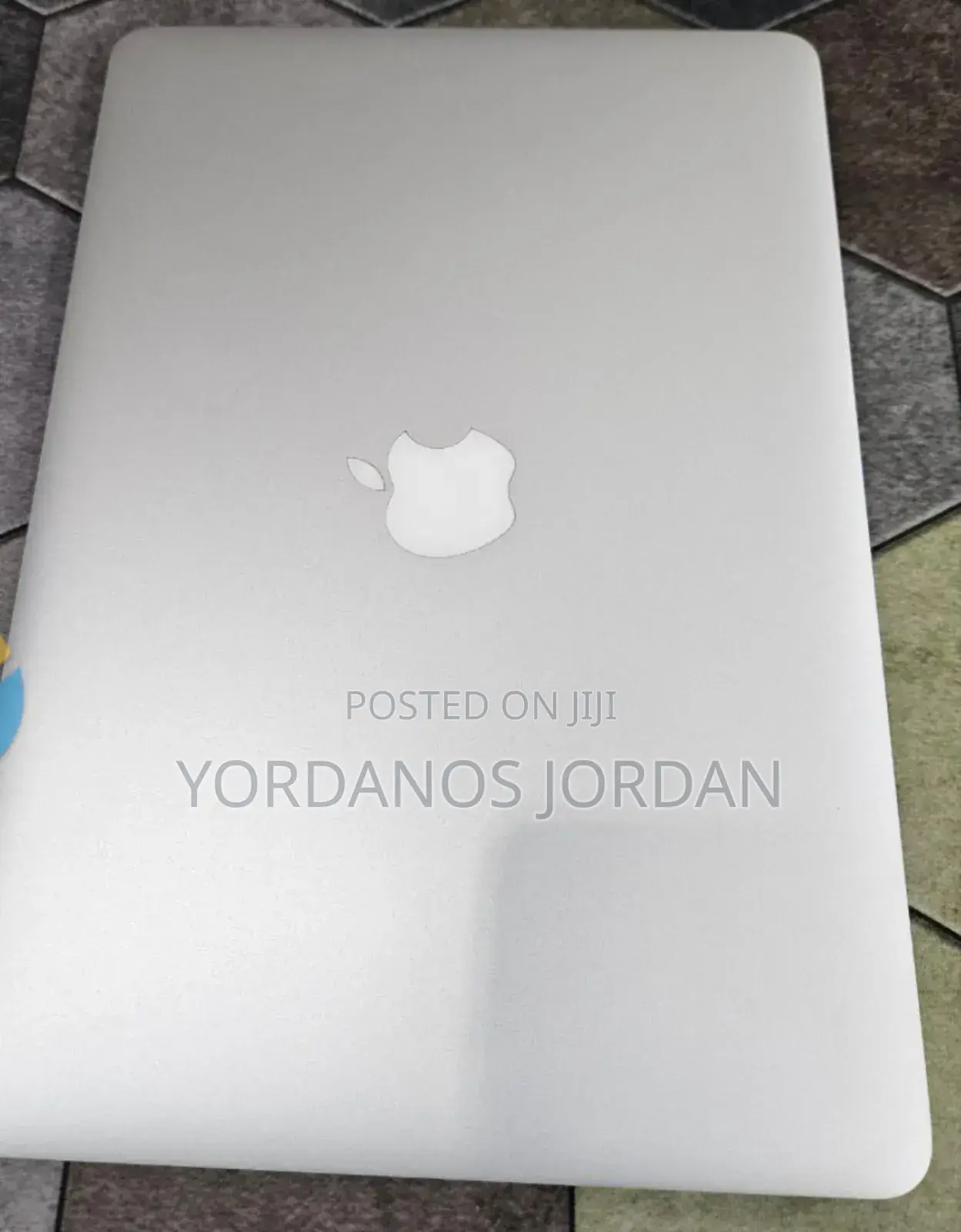 New Laptop Apple MacBook Air 2017 8GB Intel Core I5 SSD 256GB