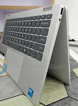 New Laptop HP OmniBook 5 Flip 14-Fp0023dx 16GB Intel Core I7 SSD 512GB