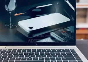 New Laptop HP EliteBook 840 G8 16GB Intel Core I7 SSD 512GB