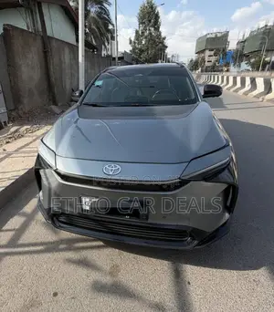 Toyota bZ4X XLE AWD 2024 Gray