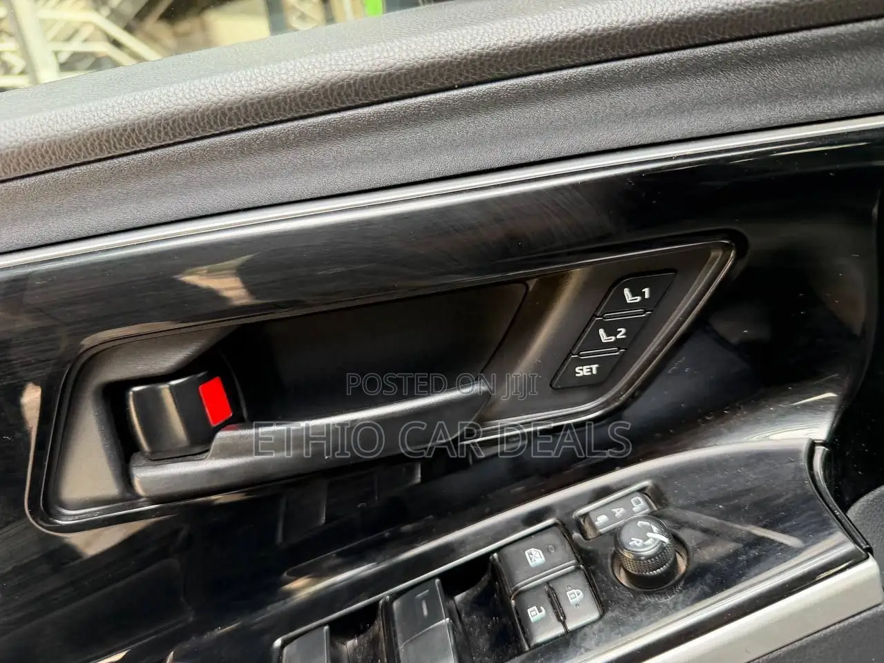 Toyota bZ4X XLE AWD 2024 Gray