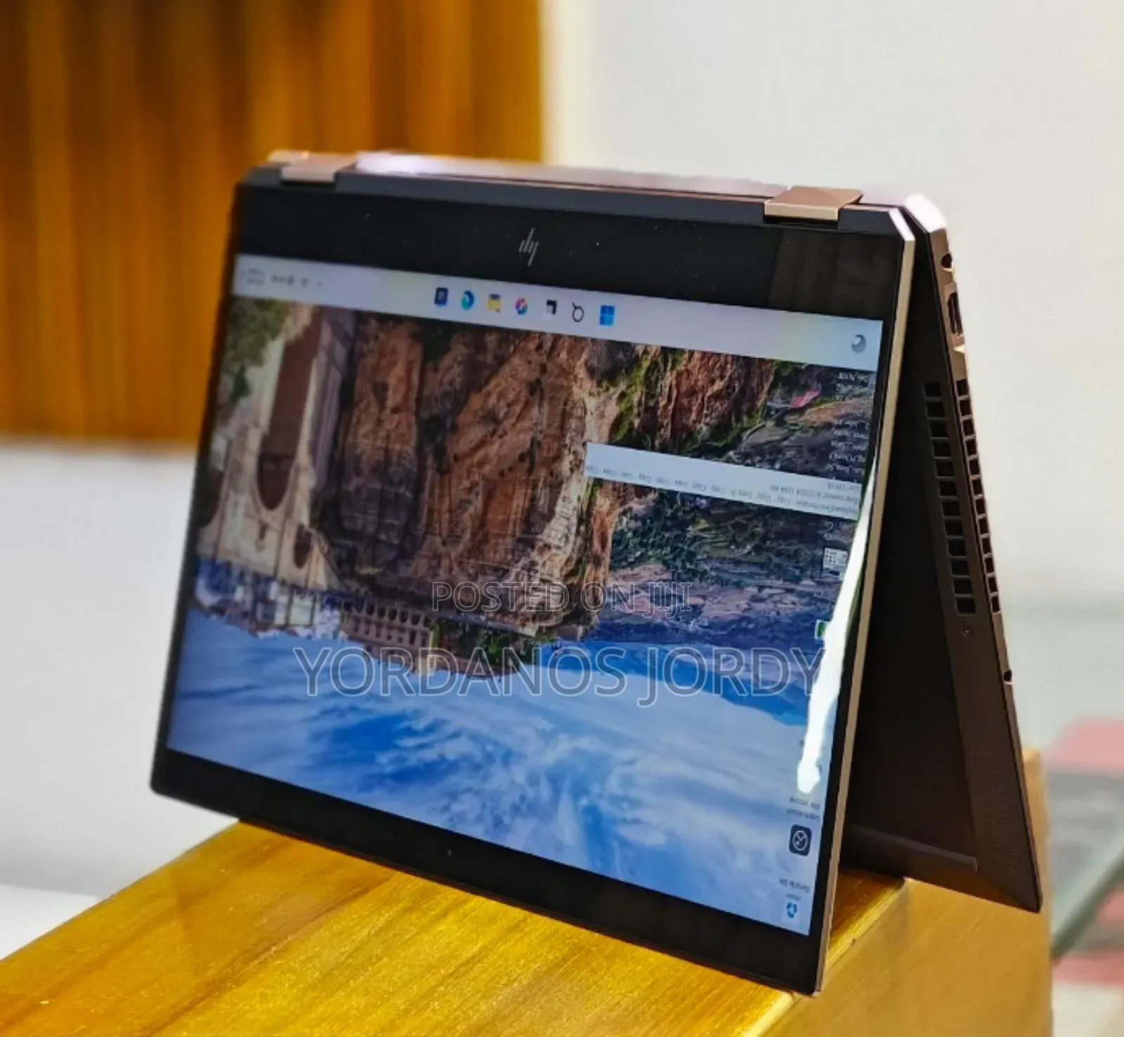 New Laptop HP Spectre X360 16GB Intel Core I7 SSD 512GB