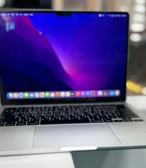 New Laptop Apple MacBook Air 2022 M2 8GB Intel SSD 256GB