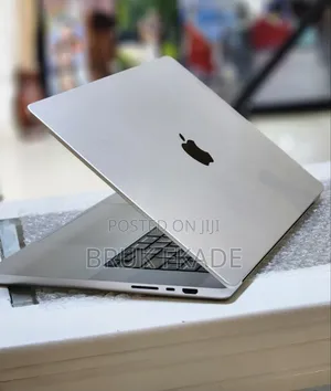 New Laptop Apple MacBook Pro M1 32GB Apple M1 Pro SSD 512GB