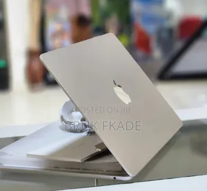 New Apple MacBook Pro 2024 M4 Max 16-Inch 16GB Apple M1 Pro SSD 256GB