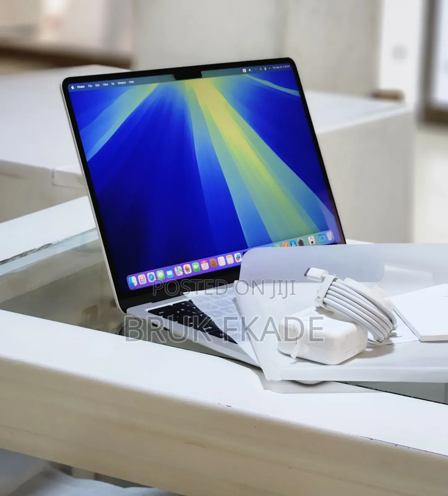 New Apple MacBook Pro 2024 M4 Max 16-Inch 16GB Apple M1 Pro SSD 256GB