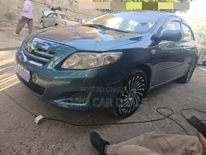 Toyota Corolla 2010 Green