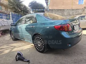 Toyota Corolla 2010 Green