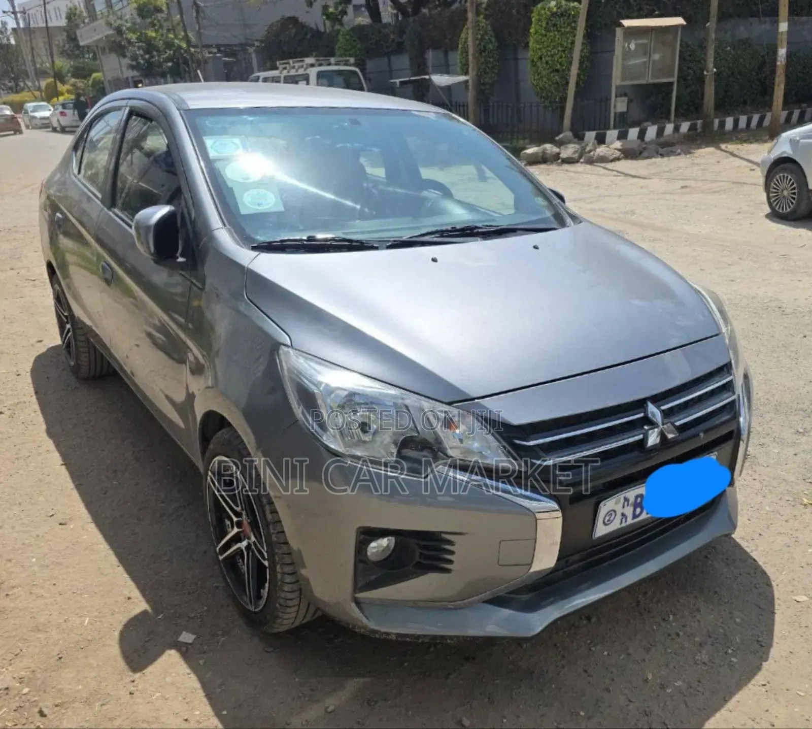 Mitsubishi Attrage 2021 Gray