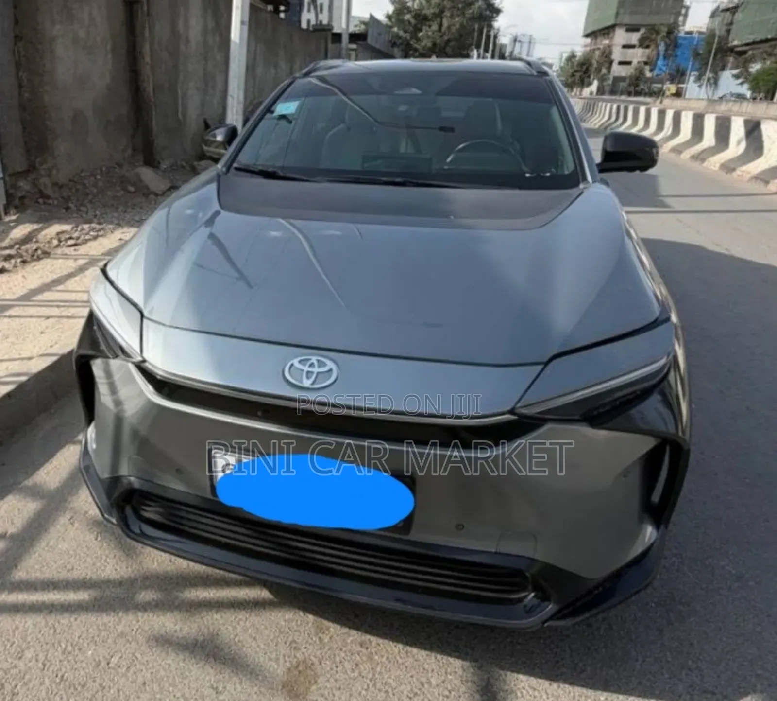 Toyota bZ4X 2024 Gray