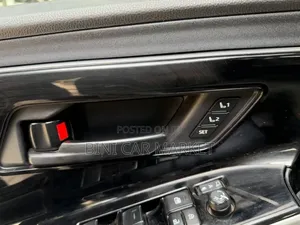 Toyota bZ4X 2024 Gray