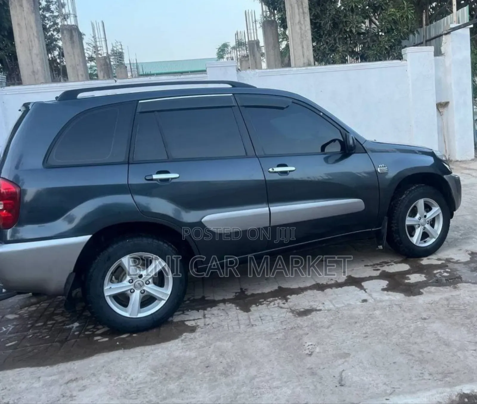 Toyota RAV4 1.8 2005 Gray