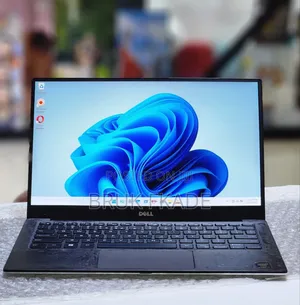 New Laptop Dell XPS 13 8GB Intel Core I7 SSD 256GB