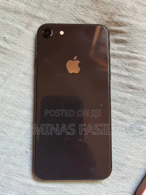 Apple iPhone SE (2020) 128 GB Black