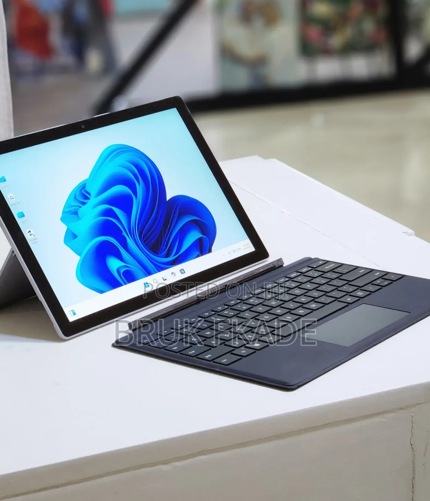 New Laptop Microsoft Surface Pro 7 16GB Intel Core I7 SSD 512GB