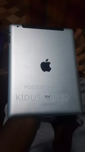 New Apple iPad 10.2 (2021) 32 GB Silver