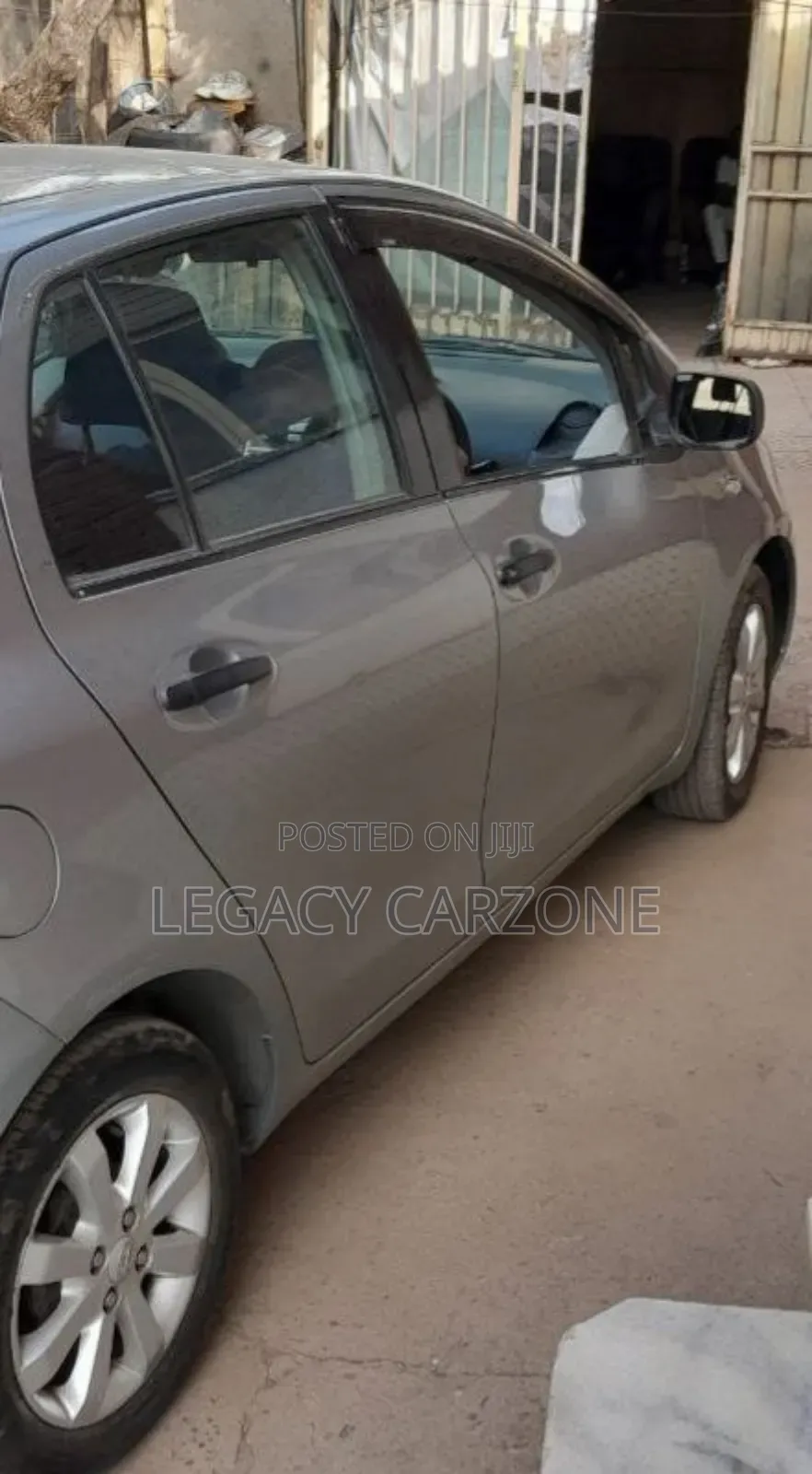 Toyota Yaris 2007 Silver
