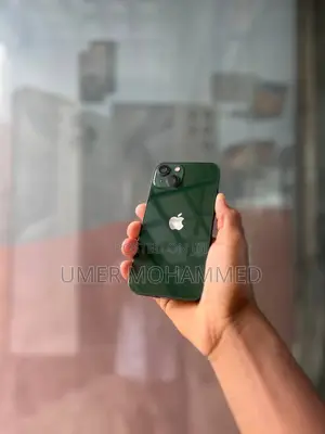 Apple iPhone 13 128 GB Green
