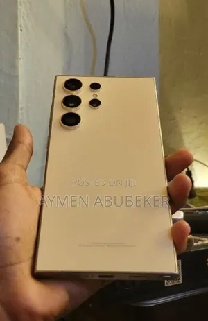 New Samsung Galaxy S24 Ultra 256 GB Gold