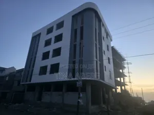 አስቸካይ የሚሸጥ ህንፃ