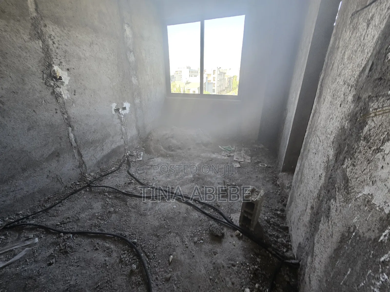 3bdrm Apartment In Akaky Kaliti For Sale