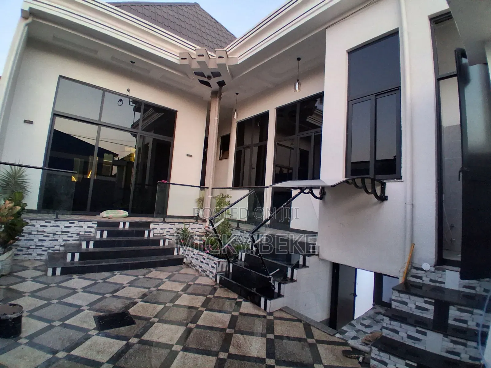 3bdrm Villa in Oromia-Finfinne for sale