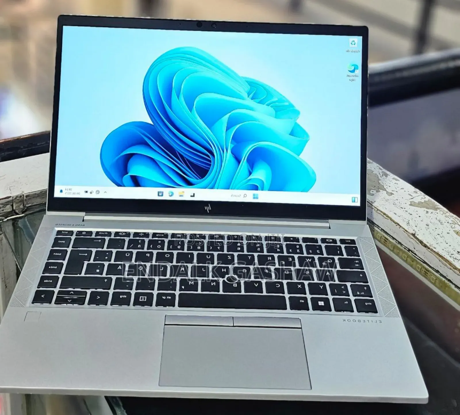 New Laptop HP EliteBook 840 G8 16GB Intel Core I5 SSD 512GB