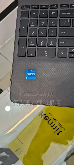 New Laptop HP Stream Notebook 8GB Intel Core I5 SSD 1T